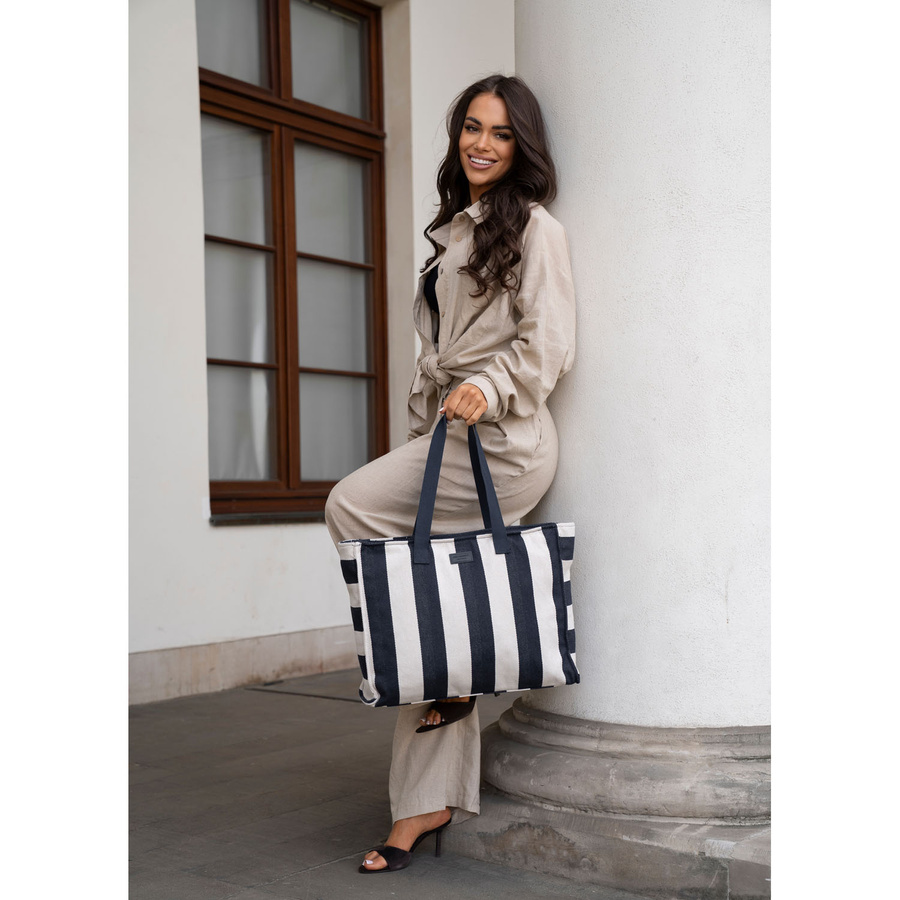 Weiße und marineblaue Damenhandtasche aus Polyester mit modischen Streifen – Peterson – Bild 13