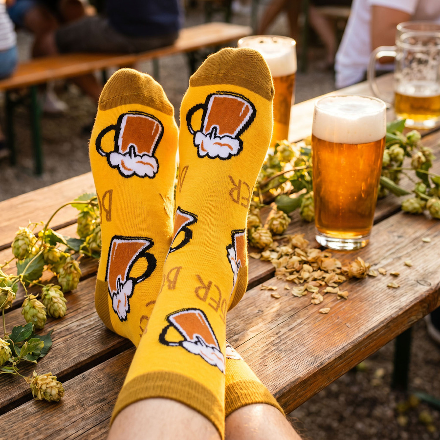 Herren-Socken in der Dose, Größe 38-44, mit Party-Biermotiv - Peterson – Bild 4