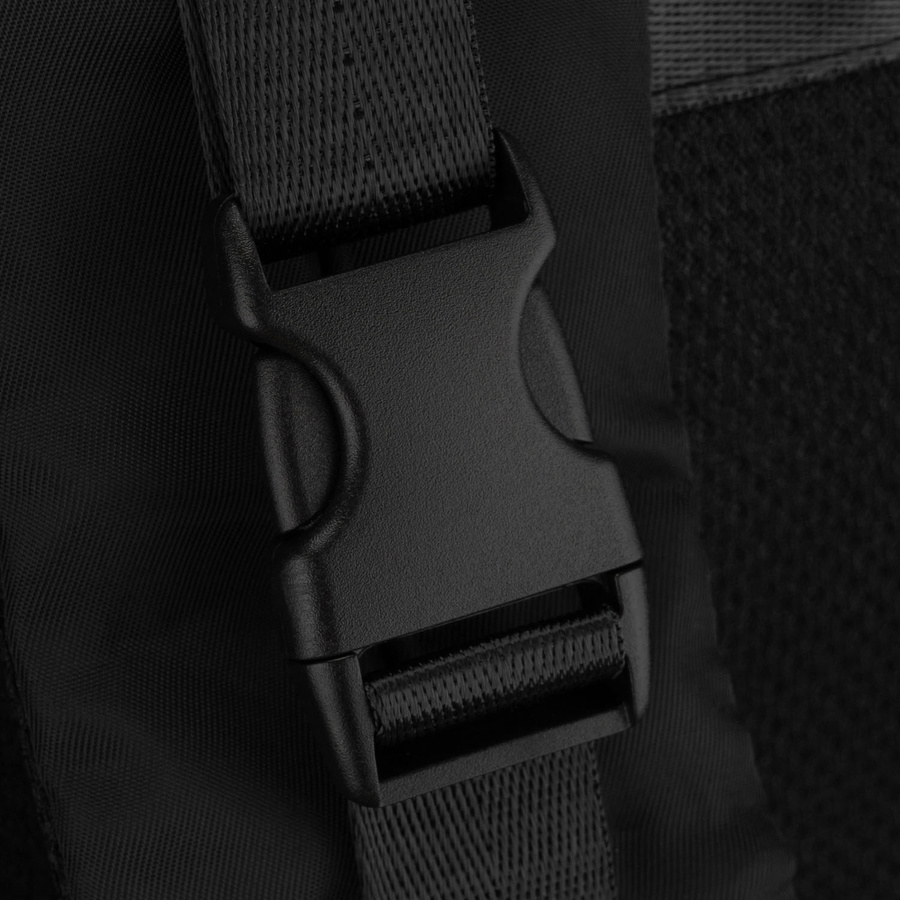 Rucksack für die Mutter aus Polyester in schwarzer Farbe, ausgestattet mit einer Wickelunterlage - Peterson – Bild 26