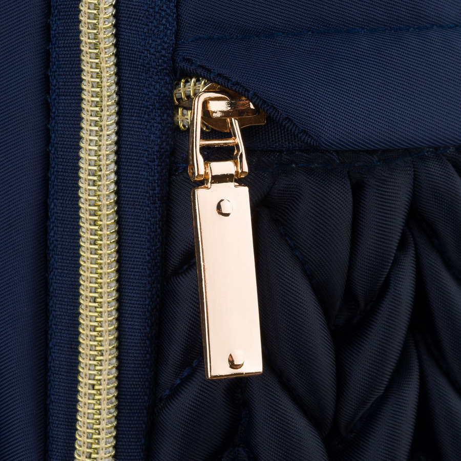 Blauer Rucksack für Mama aus Polyester, ausgestattet mit einer Wickelunterlage und einer kleinen abnehmbaren Tasche - Peterson – Bild 22