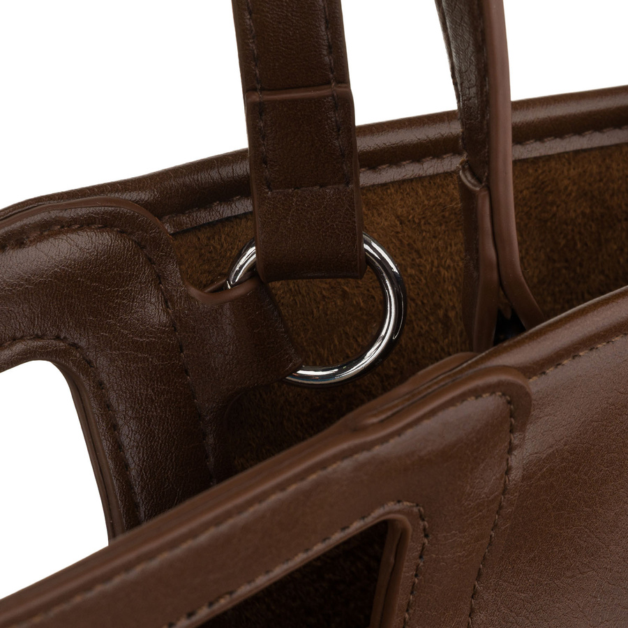 Braune Damenhandtasche aus Kunstleder mit bequemen Tragegriffen und abnehmbarem Etui im Set - Rovicky – Bild 5